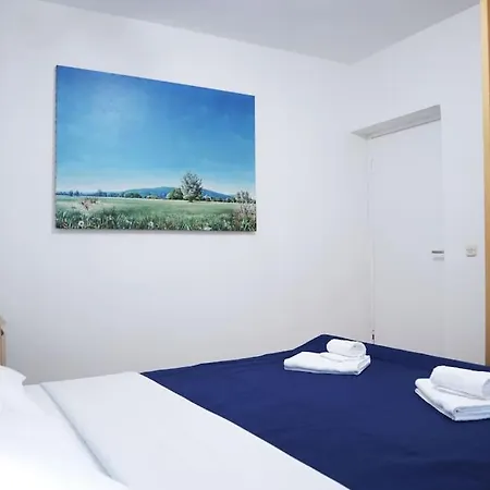 Apartment Tori *