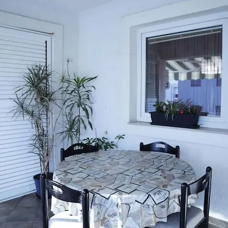 Apartment Tori *